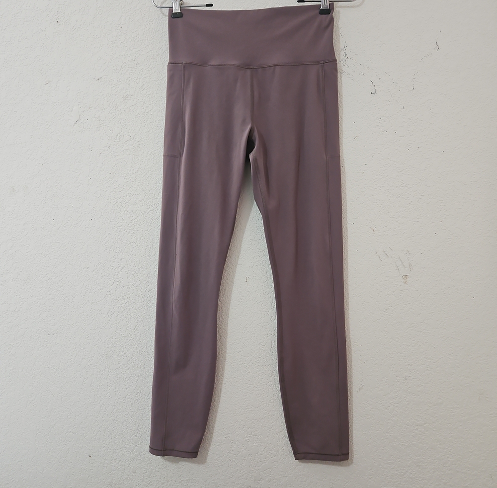 Vuori Studio Pocket Legging Size Small